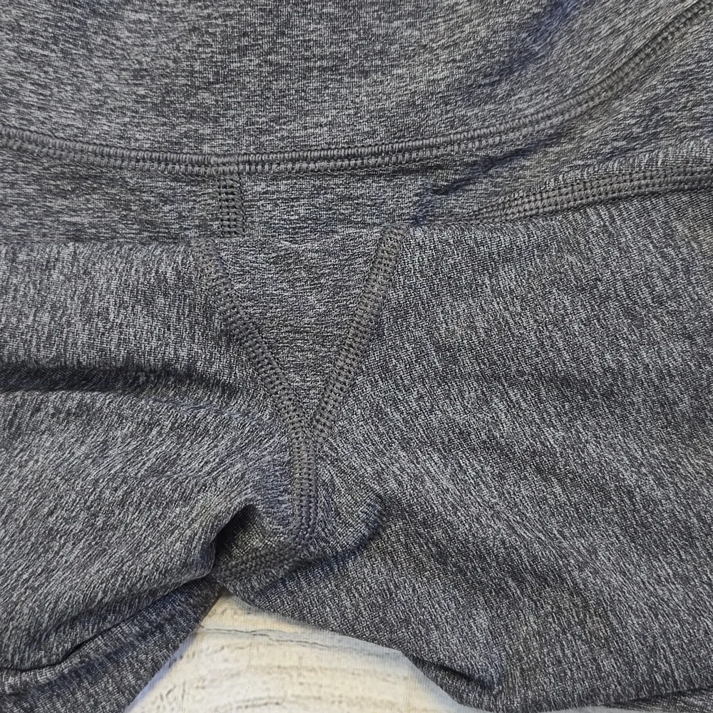 EUC 💎 Lululemon Tied To It 7/8 Tight 25